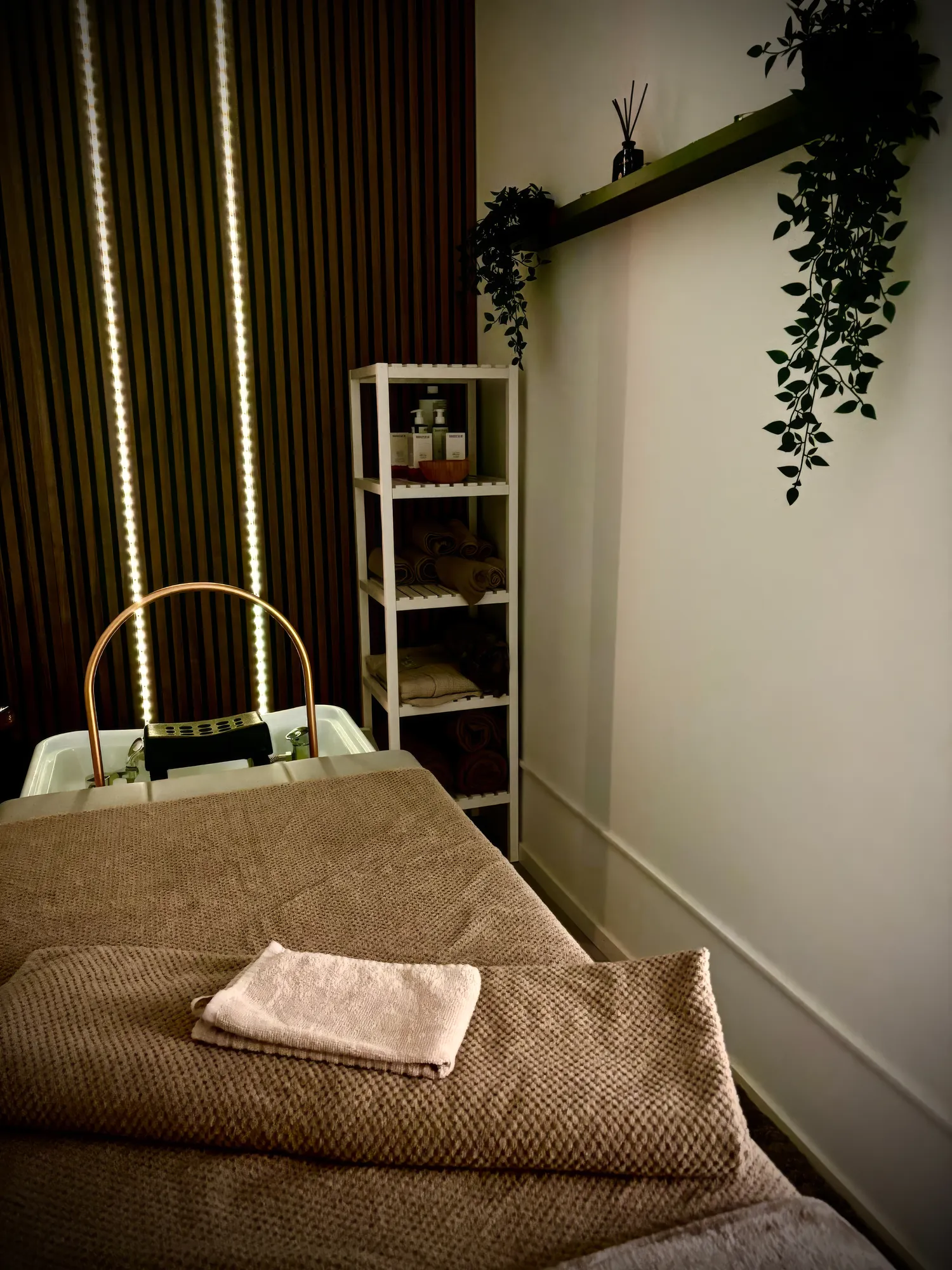 Behandlingsrummet för head spa och massage